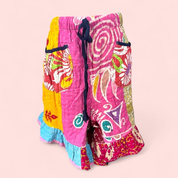 Kaantha Karma NWOT SZ Large -1X Vibrant Kantha Patchwork High Waist Shorts - Picture 1 of 8